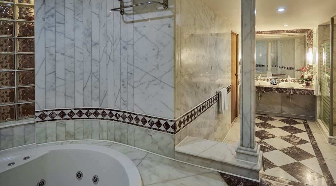 Royal Suite